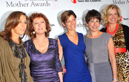 Donna Karan, Susan Sarandon, Cindi Leive, Joyce Armeli, and Mindy Grossman