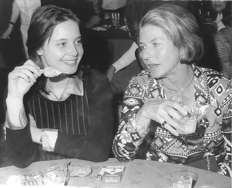 Isabella Rossellini with ice cream and mom Ingrid Bergman