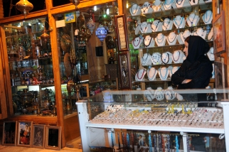 Gift shop in Armenian Quarter 